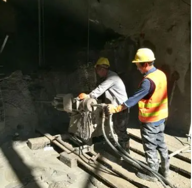 拉萨水下抗分散灌浆料特点 水下不分散注浆料介绍