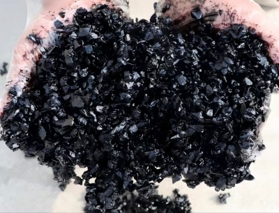 拉萨沥青冷补料（沥青砂）的优势特点与施工流程解析